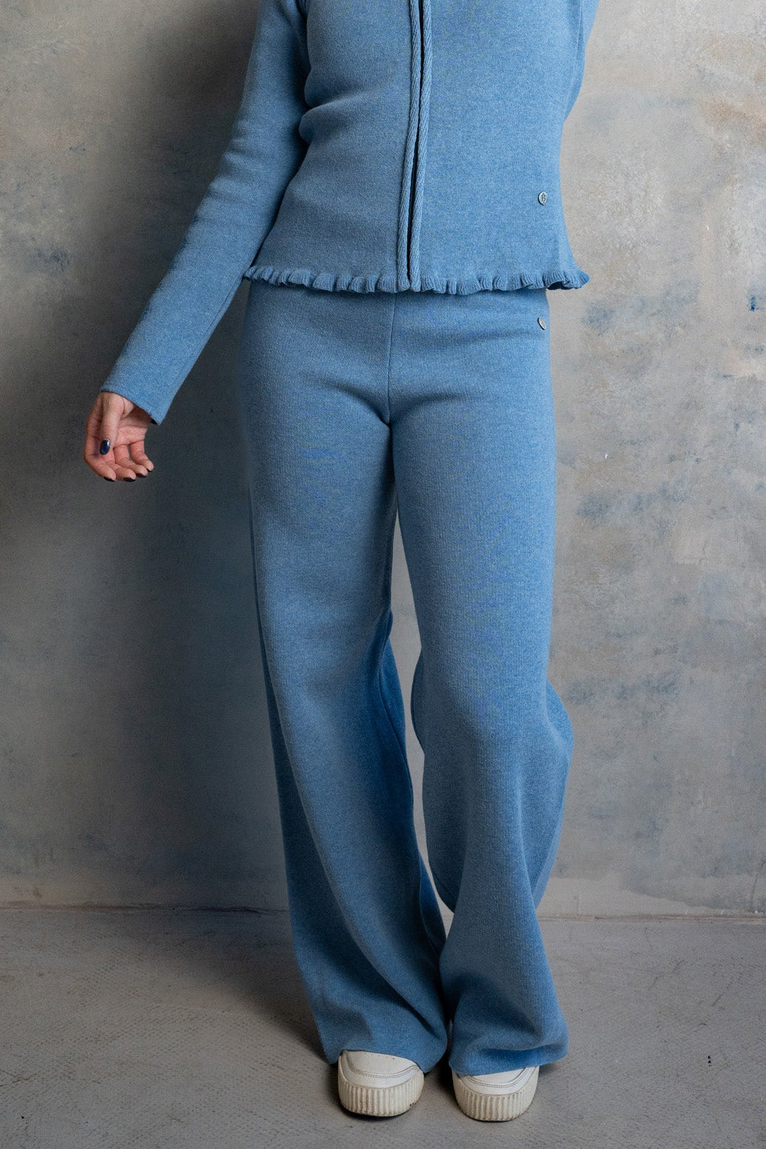 Plave pantalone za žene